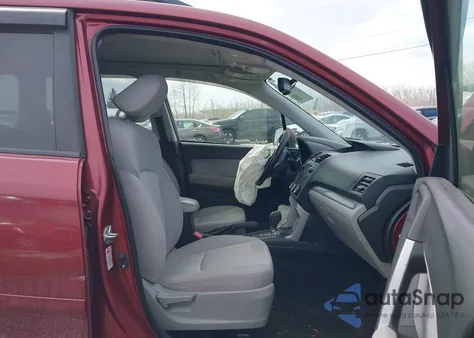 2015 Subaru Forester 2.5I Premium z USA, uszkodzony, nr VIN JF2SJADC4FH492012